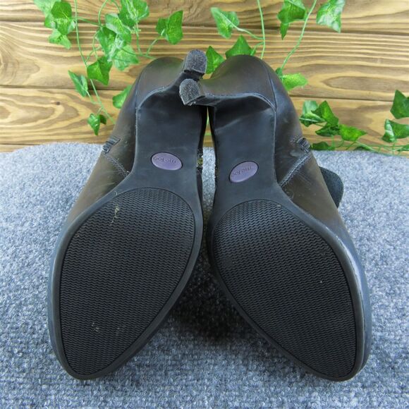 Me Too Lawn Women Ankle Boots Black Leather Zip Size 9.5 Medium - Picture 7 of 9